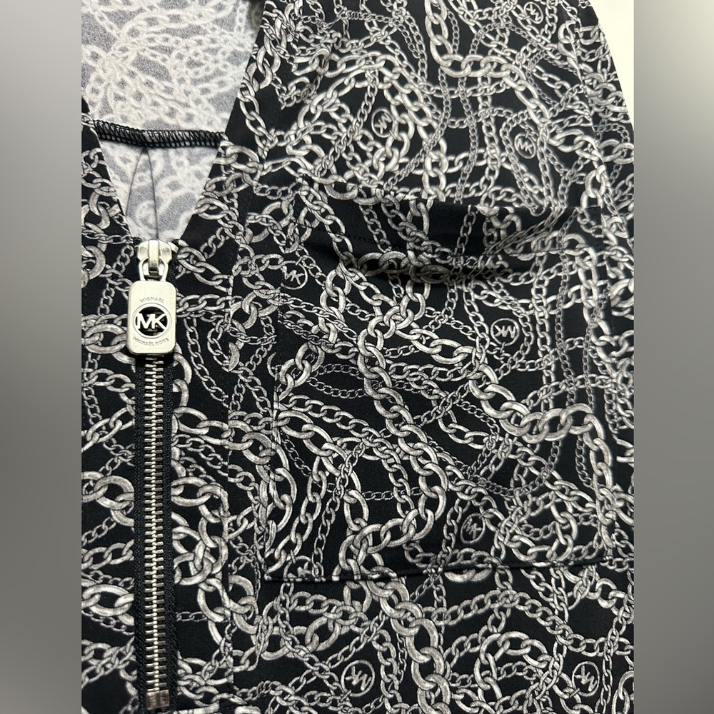 Michael Kors Chain Patterned Top in Black and White - Picture 8 of 8